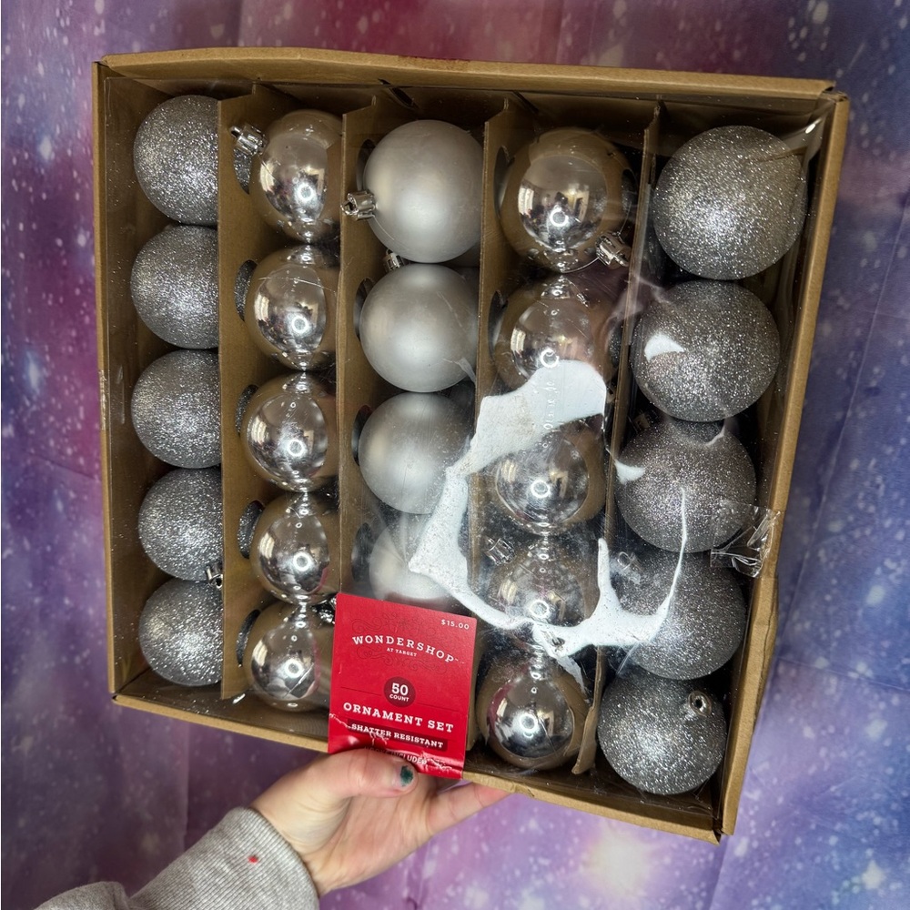 Wondershop 50 ornament’s 🛍